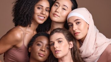 multiracial women